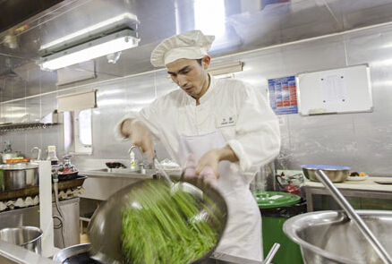 海员故事(三):漂流的厨房”