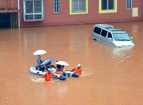 贵州余庆遭受暴雨袭击”