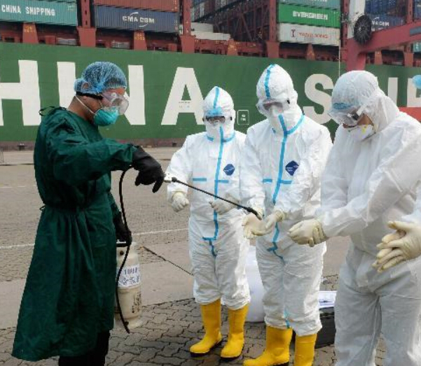 山东青岛举行“中东呼吸综合征”应急处置演练”