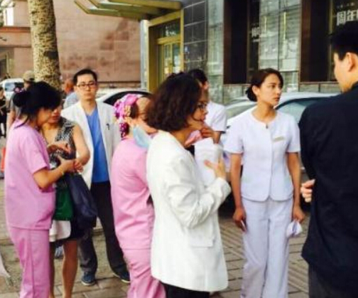 哈尔滨一美容院发生爆炸致3人受伤”