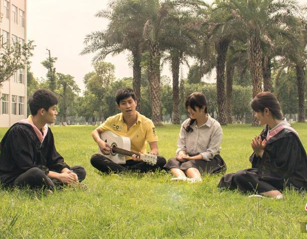 �Ĵ���ѧ����ѧԺ�����ҵ�ջ���Ψ����