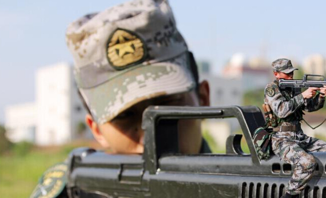 ��Уħ���գ������ˡ������ˡ�ѵ����Ϸ��