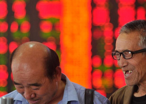 ��ָ��2.48%��ָ4700�� ���񳴹ɡ�����ת�硱��