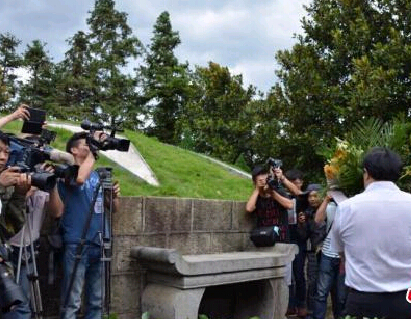 ̨����۴�½ý��հ��������ս����������ʿ��԰��