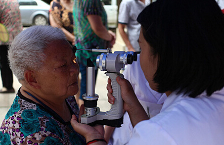 �ɶ�־Ը��Ϊ���������ṩ�޳�����