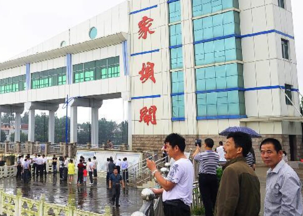 ���ӽ����״κ��˳��ͨ�����Ұӡ�