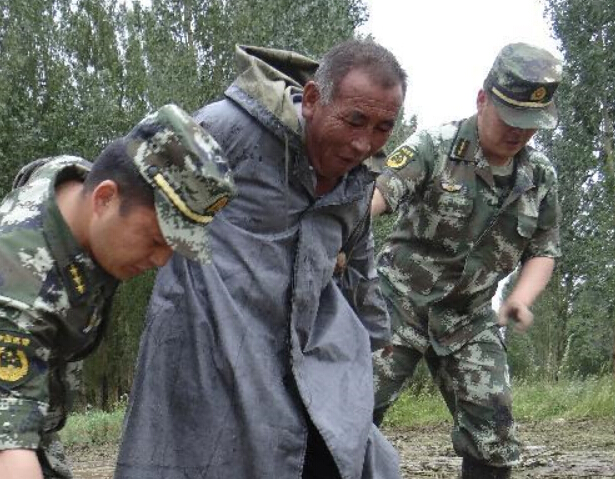 �½����Ǳ߷��ٱ�����������֡�