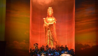 ���������Ļ��龰�硶ƽ���š��״ι��ݡ�