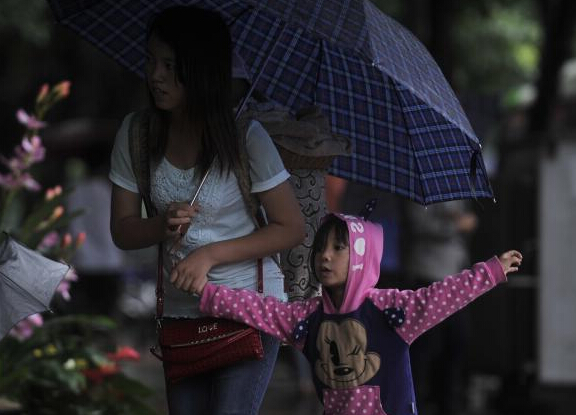 �������½���18�� ���񴩺��³��С�