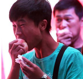 �Ͼ���������ӱ������ҡ������С�