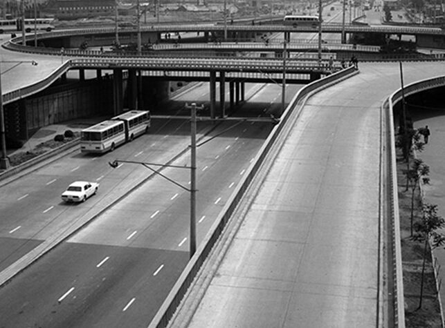 ��Ӣ����Ʒ������·��������