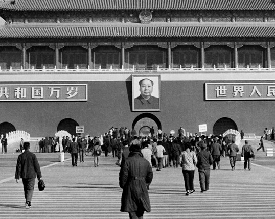 ��Ӣ����Ʒ������·��������