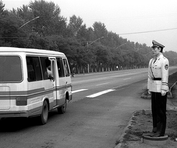 ��Ӣ����Ʒ������·��������