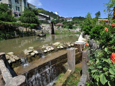 �߽���壺�й���ɫС���塱