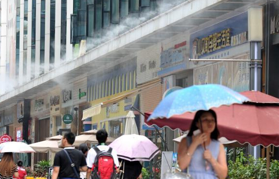 ���ݸ������� �̳�������������˿͡�