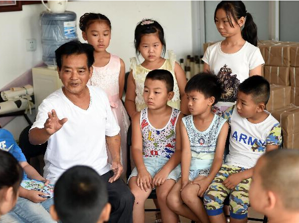 �ӱ�����ũ��Ϊ����Ӣ������������