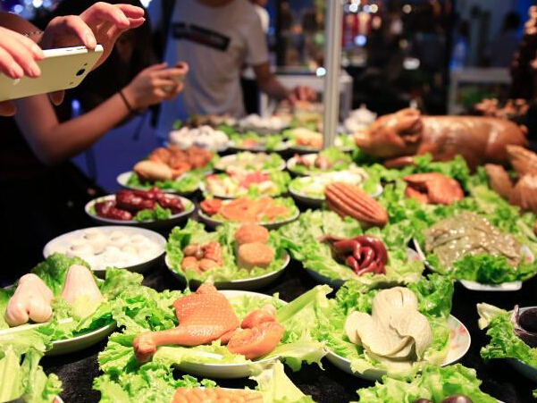 2015�����ļ��鱦չ��Ļ��