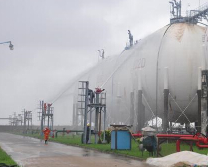 �������Ǹ۾��д���ʯ�ͻ����ֺ��¹ʾ�Ԯ������