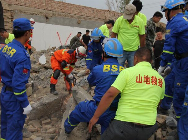 �½����ݵ����ۺ�Ӧ������ Ͷ�����˻�����������