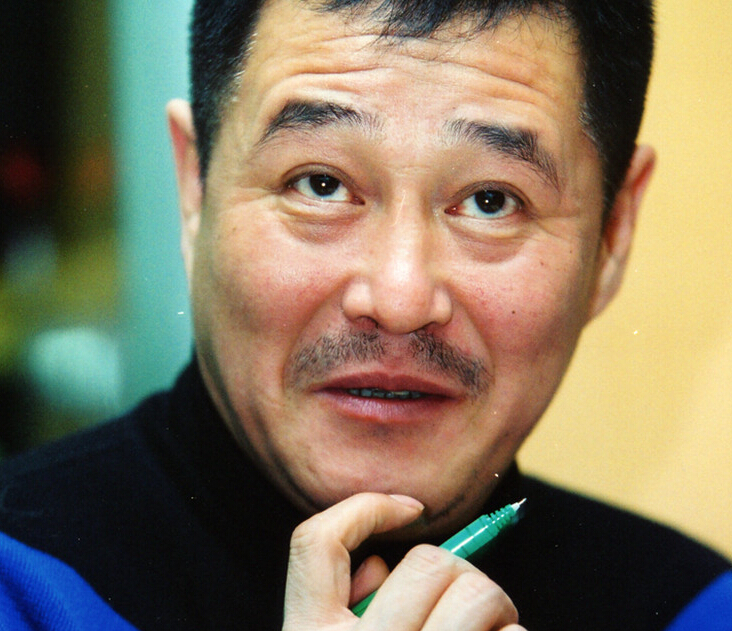 ��Ӣ����Ʒ���� ���