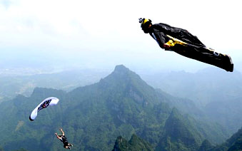 �����żҽ�����������м�����ս����װ��̺����