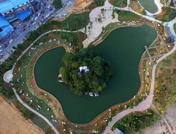 �������ݣ����ճ�ˮ�� �񳯱��̺���