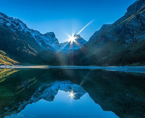 英国摄影师捕捉新西兰窒息美景”