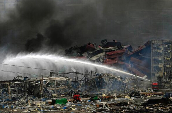 天津滨海爆炸现场明火基本扑灭”