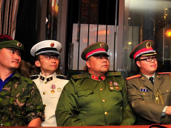 �������Ծۻ� ��ף��սʤ��70���ꡱ