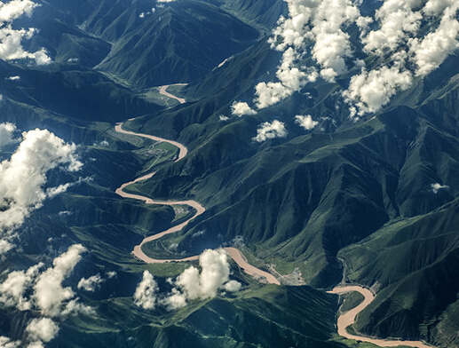 ��Ӣ����Ʒ���� ��⡱