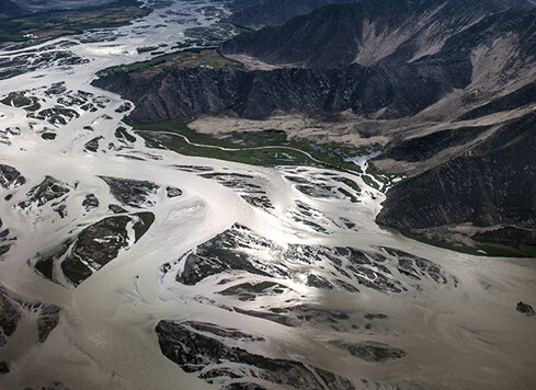 ��Ӣ����Ʒ���� ��⡱