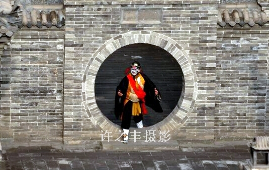大同古城看晋戏”