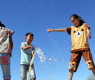 �߷��ٱ�ɳĮ����������Ȫ������Ϊ���񡰽�ʡ���