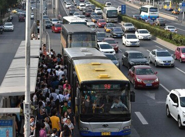 ������˫���������� ��������ѡ�񹫹���ͨ���С�