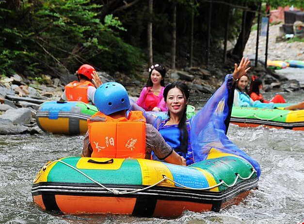 ����������Ů���·���Ư��Ϸˮ��