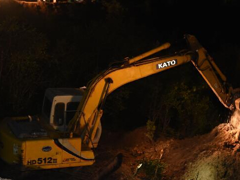 ���ϸ�����8��22��ɽ�廬���ֺ���Ԯ��ҹ���С�