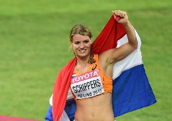 ����ѡ��Ů��200�׾����۹�