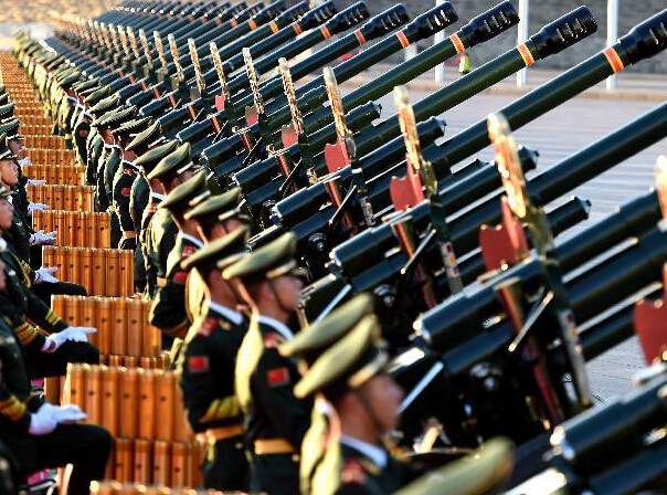 礼炮阵地准备就绪 静候纪念大会开始”