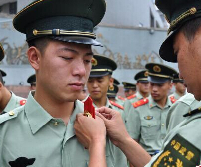 �����������������ϱ������ʽ��