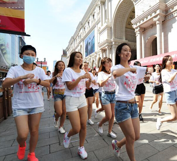 �����н����ݰ��˿�����