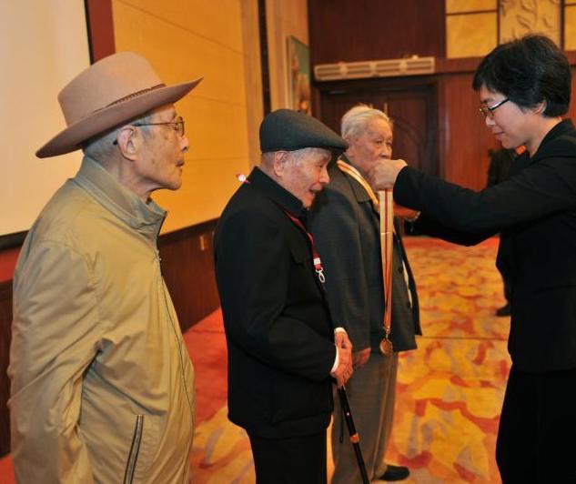 ���Ȱ�Ϊ���Ȼ����䷢����ѫ�¡�