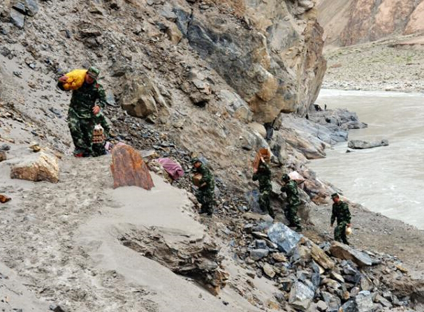 �½��ٱ�ͽ���������� �翸Һ�����޷�ɽԽ�롱