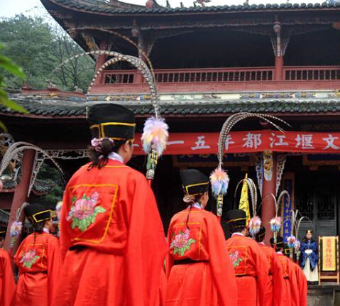 �Ĵ������߾��м��״�䡱