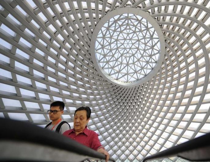 ����Ǽ���·�ڼұ�վ��ʽ��ͨ��Ӫ��