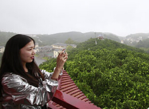 �����ӱ�Ϊ��֭ ��ý���߼�֤���ظ��ٲ�ҵ���ϻ������쳵��