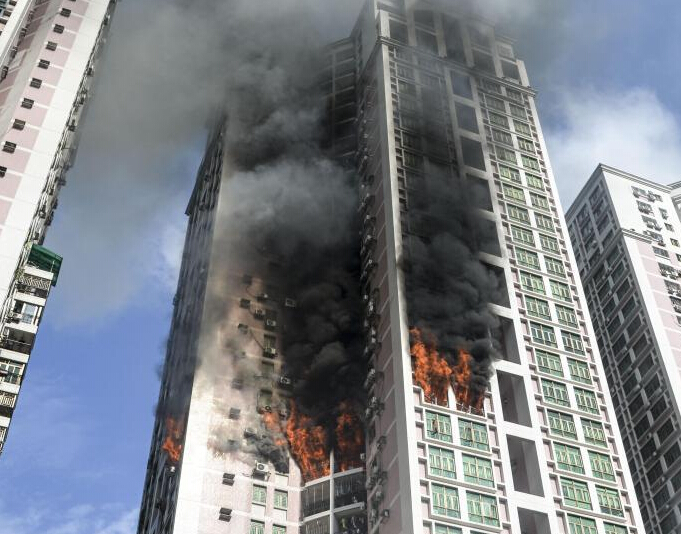 ����һ�߲�סլͻ�����