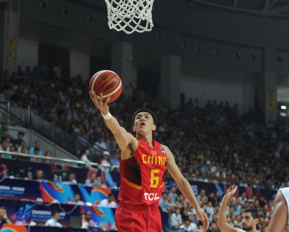 男篮亚锦赛 中国队五连胜90:72完胜黎巴嫩”