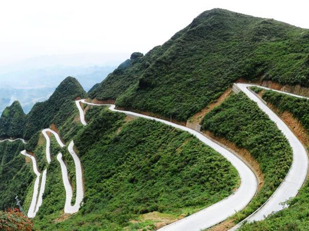 ������ɽ����ʵ�桰ɽ·ʮ���䡱��