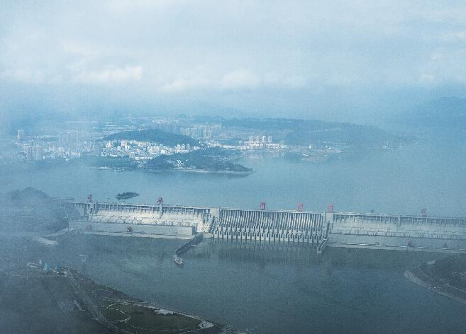 ��Ͽ������һ��175����������ˮ�������5�׳�̡�