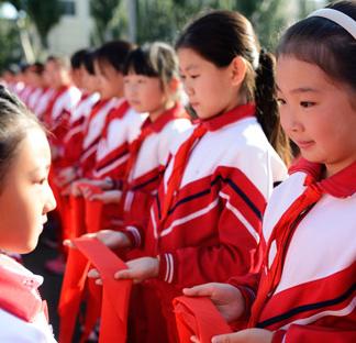 ���ͺ���Сѧ���ٰ����ȶӽ���66������